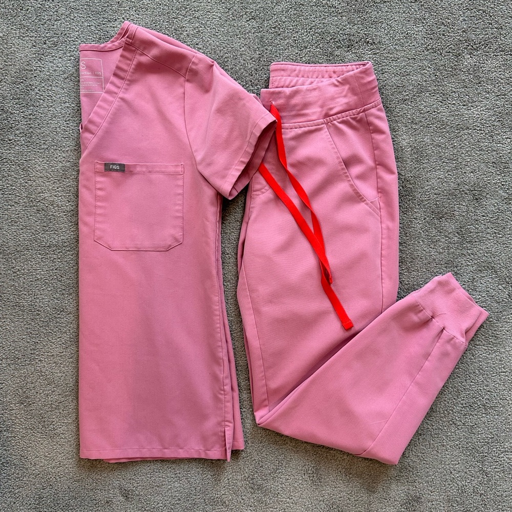 XXS/XXSP FIGS Chalk Pink Set - Limited Edition